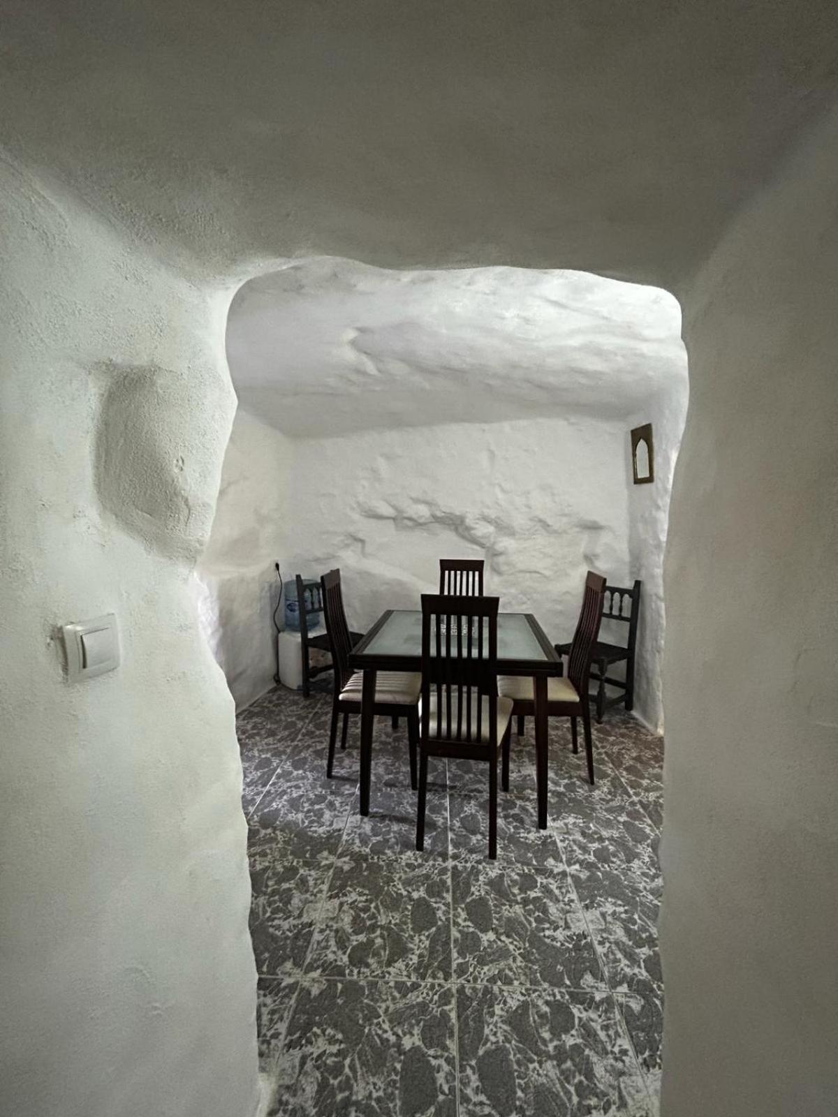Villa The Crystal Cave à Zújar Extérieur photo