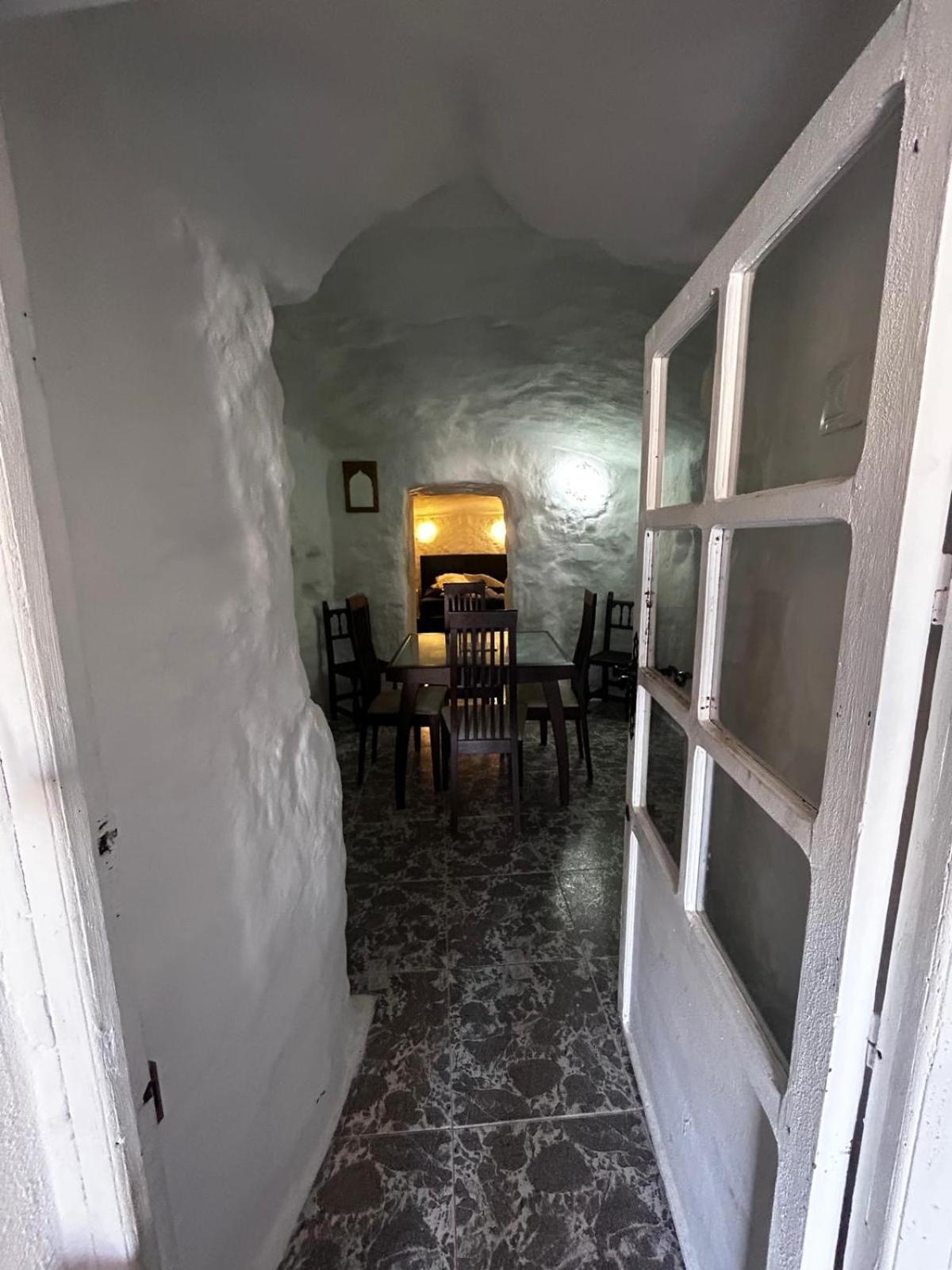Villa The Crystal Cave à Zújar Extérieur photo