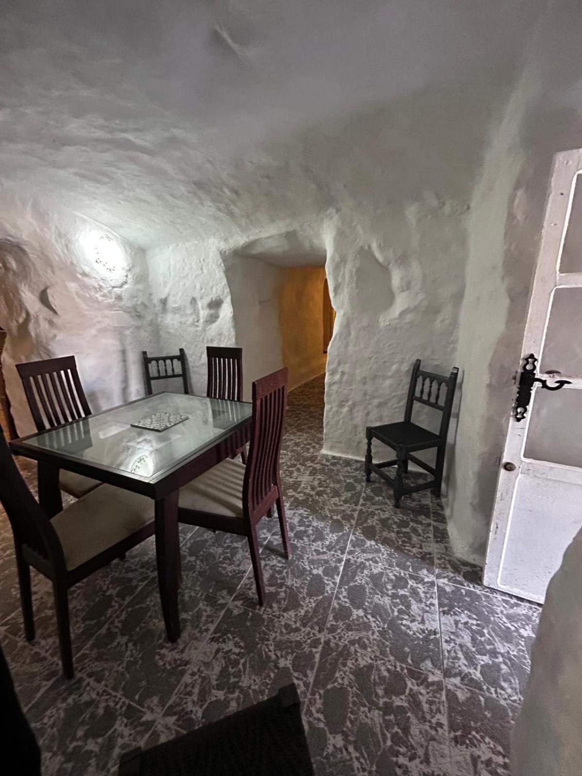 Villa The Crystal Cave à Zújar Extérieur photo