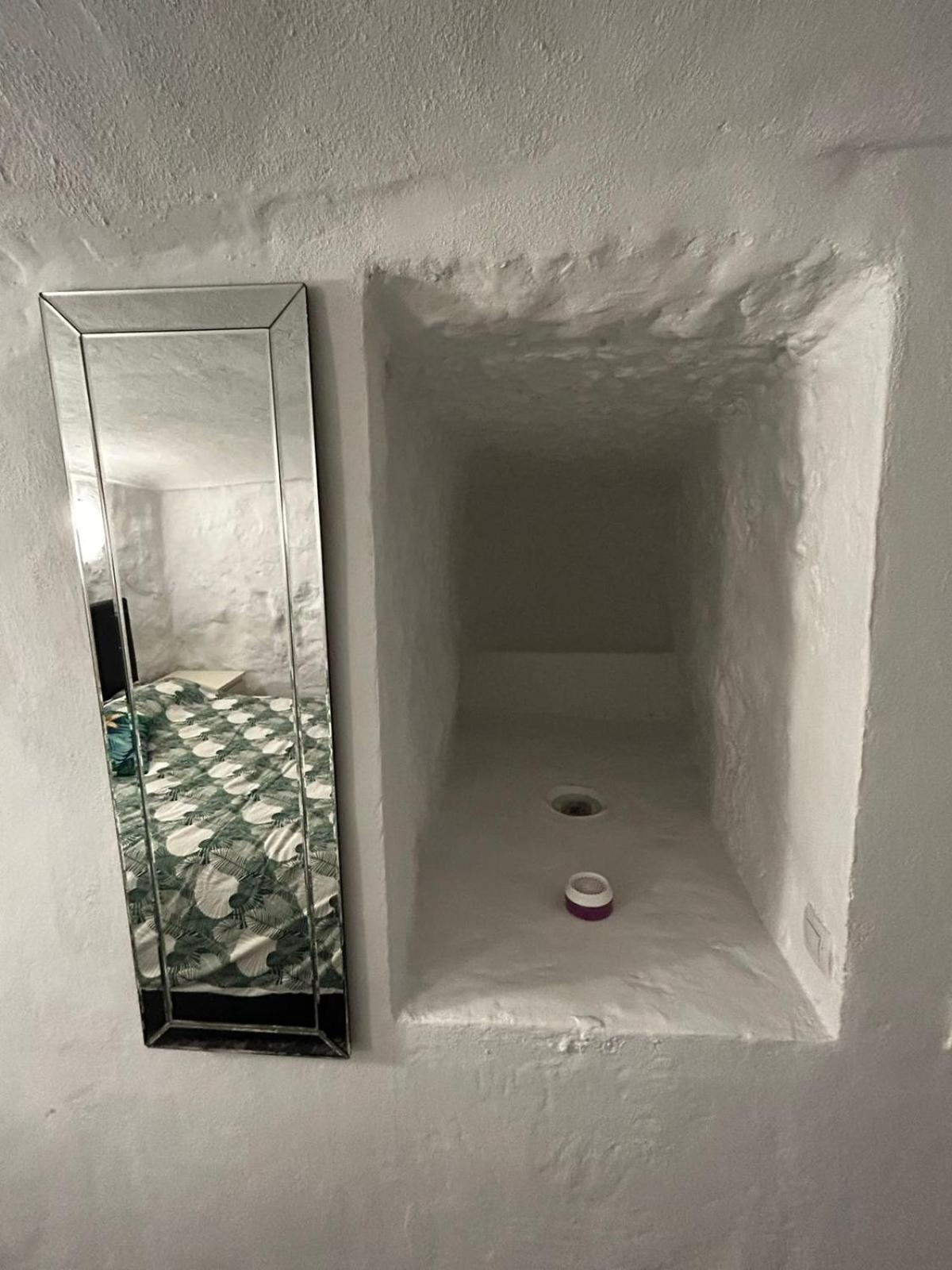 Villa The Crystal Cave à Zújar Extérieur photo