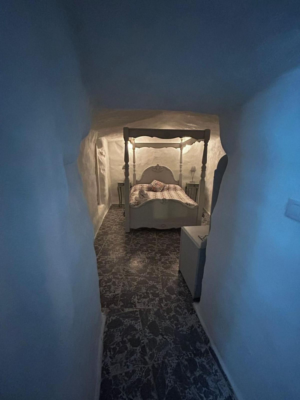 Villa The Crystal Cave à Zújar Extérieur photo