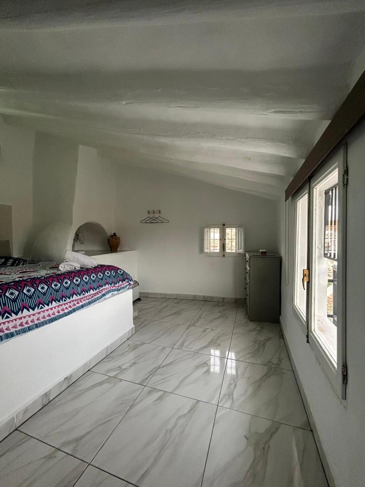 Villa The Crystal Cave à Zújar Extérieur photo